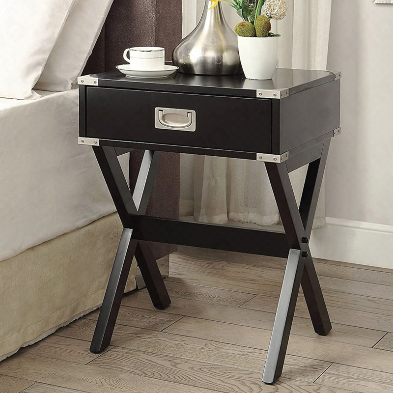 Table d'appoint avec coins en métal, noir, H 24 po x L 18 po x l 16 po, Noir