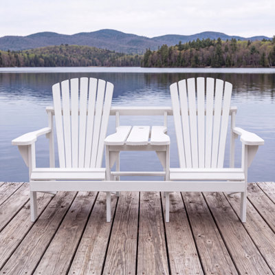 Double place Adirondack - Bois massif traité et pressé avec table intégrée et trou pour parasol 1-5 / 8 "