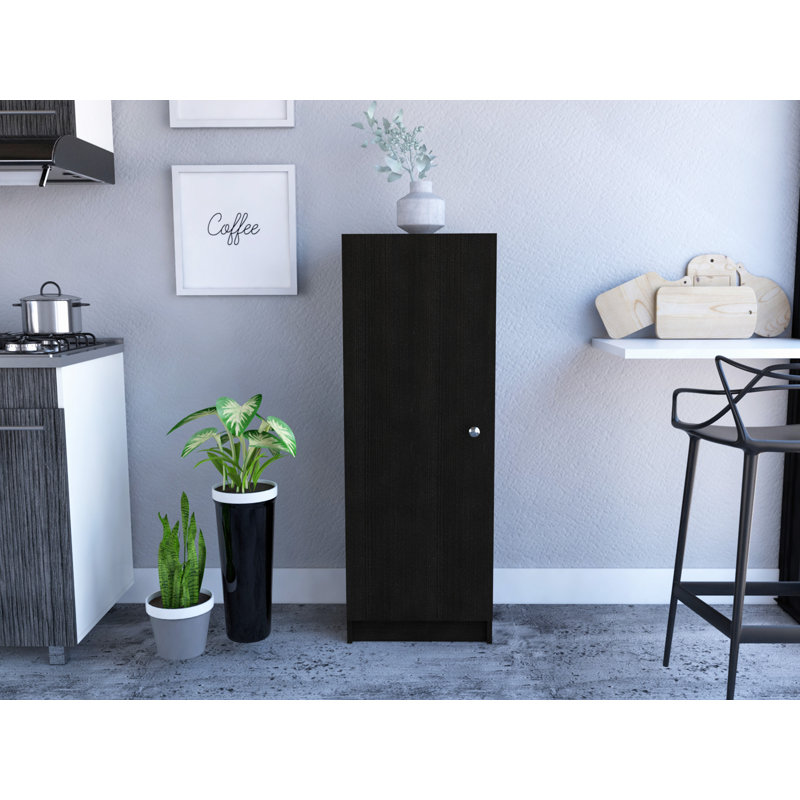 Armoire de rangement à porte simple avec quatre tablettes intérieures Belleria