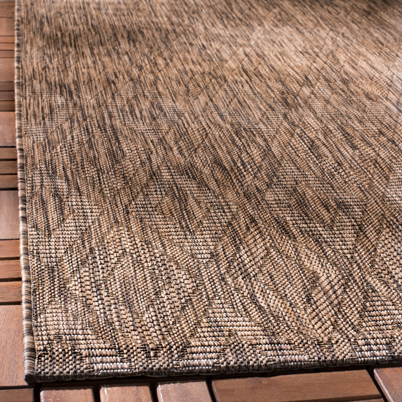 Tapis d'intérieur / extérieur à motif géométrique Courtyard Performance, Tapis de couloir 2 pi 3 po x 8 pi