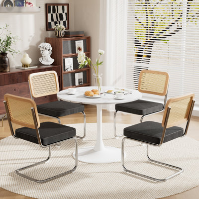 Ensemble de tables rondes élégantes pour 2 à 4 personnes