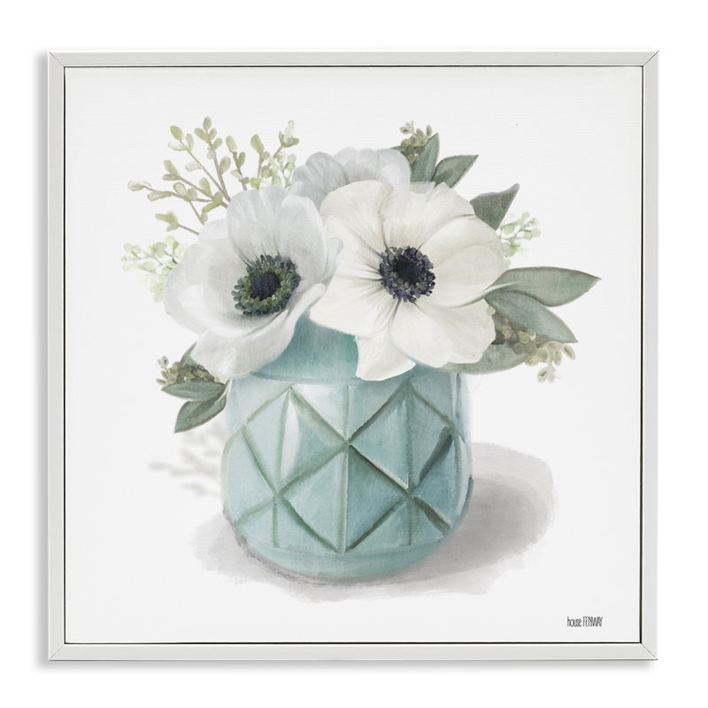 Fleurs blanches dans un vase turquoise, estampe numérique par House Fenway, H 12 po x l 12 po