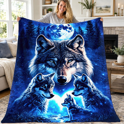 1pc Wolf Throw Blanket, Majestic Wolf Family Full Moon Forest Pattern Flannel Blanket, Super Soft Cozy Lightweight Warm Blanket for Sofa Bed Living Room Dorm Office Travel, Home Decor All‑Season Blanket, Machine Washable, Holiday Housewarming Gift