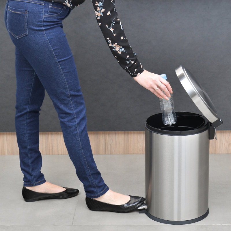 Stainless Steel Step On, 20 L