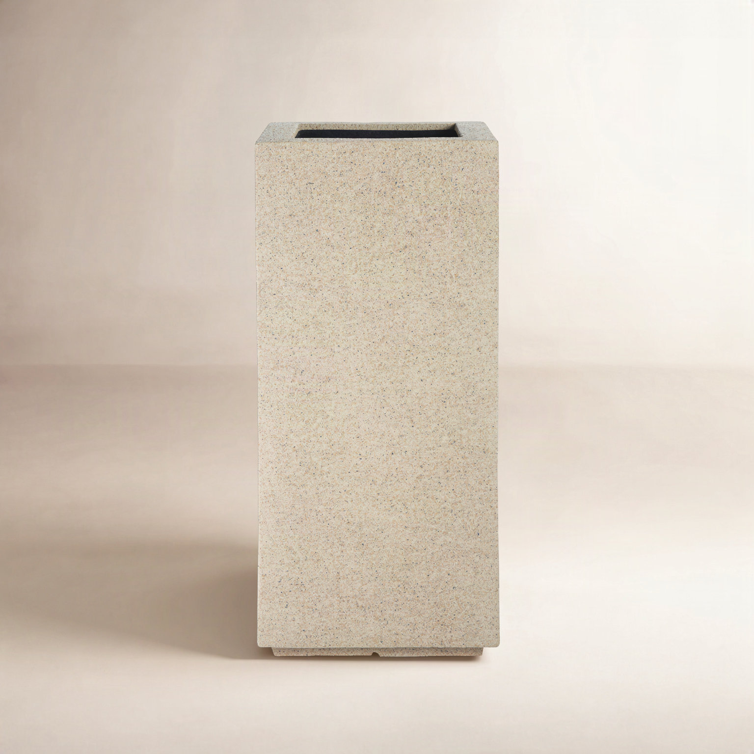 Gita 16" Pot Planter, Sandstone Granite