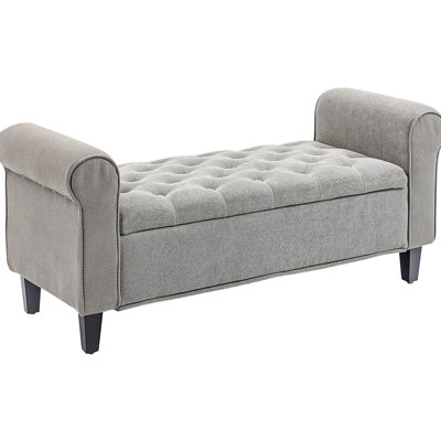 Banc de rangement gris de 50 po. Revêtu de velours. Accoudoirs roulés, pieds en bois. Caché pour des articles supplémentaires. Sièges confortables. Chambre et salon. Banc de 264 lb, velours gris et assise