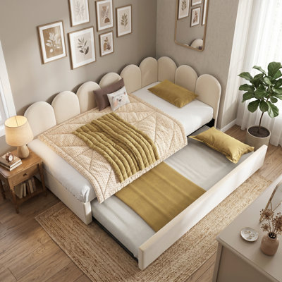 Upholstered Velvet Daybed with Trundle Bed