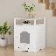 Enceinte moderne blanche pour litière pour chat, chatière d'intérieur en bois avec armoire fermée et tablette de rangement, meubles cachés pour litière comme table d'appoint de salon ou de chambre à coucher