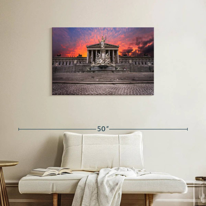 Lilie Vienna, 24" H x 36" W