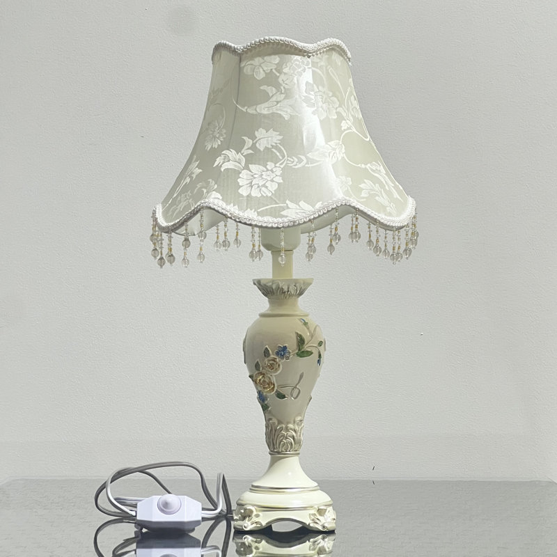 Jeren Resin Table Lamp