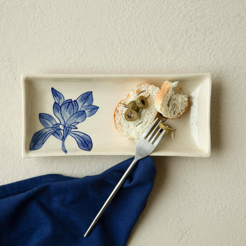 Plateau de service en céramique Magnolia | Plateau de qualité supérieure pour la maison et la cuisine, 9,8 po x 4,13 po x 1,18 po