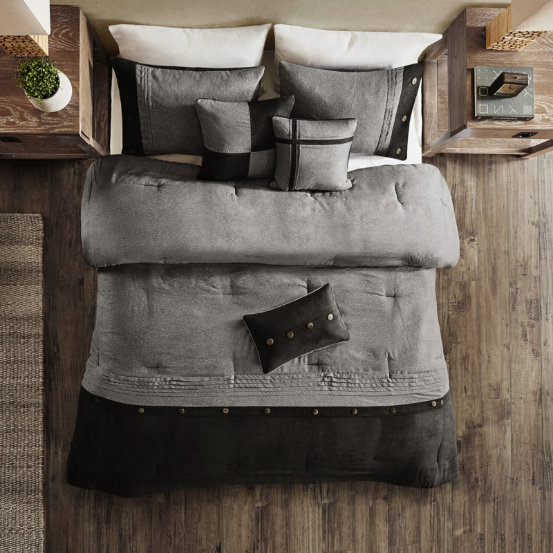 Très grand édredon gris avec faux taies décoratives en suède et microsuède de taille unie, Grey Lodge