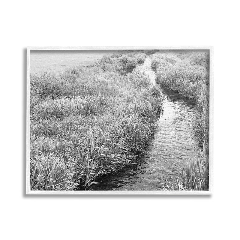 "Flowing Beach Canal", art mural par Sarah Jane, Giclée encadrée blanc bord de mer, H 24 po x l 30 po