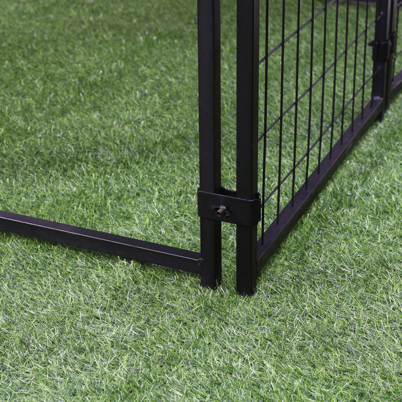 Lockable Dog House Kennel