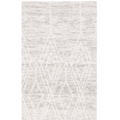 Kiian Hand Tufted Wool Cotton Geometric Rug in Gray/Ivory