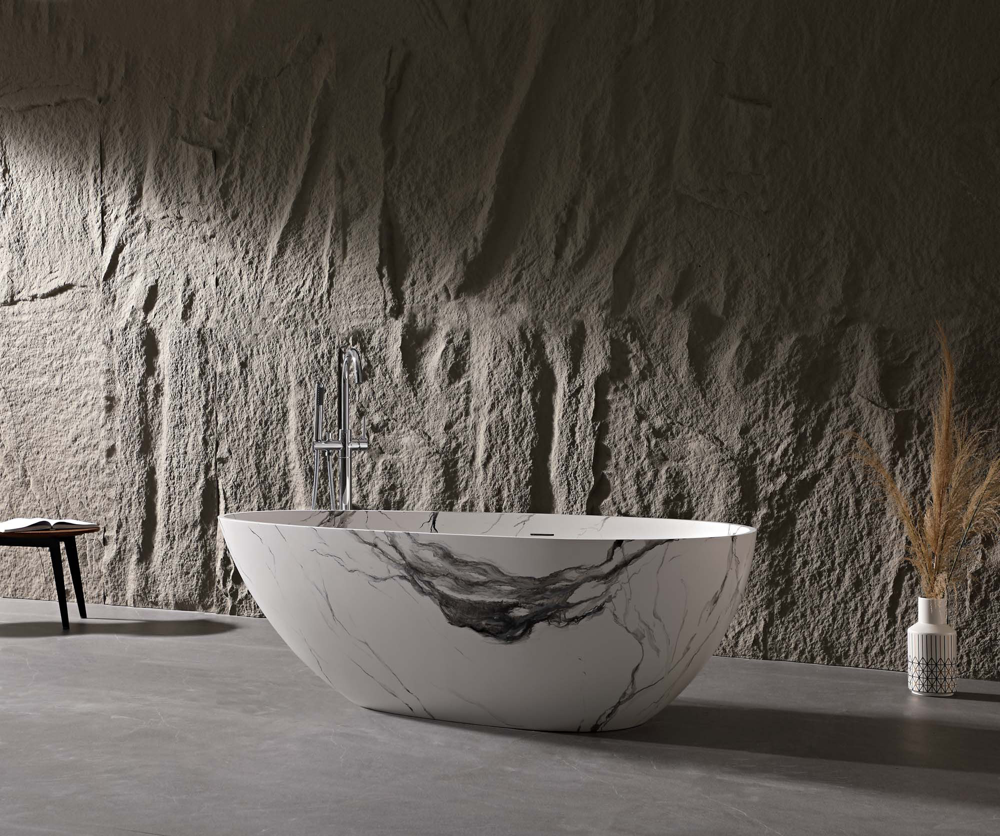 Warehouse Loft Style Space - Luxury Industrial Apartment With Soak Overflow