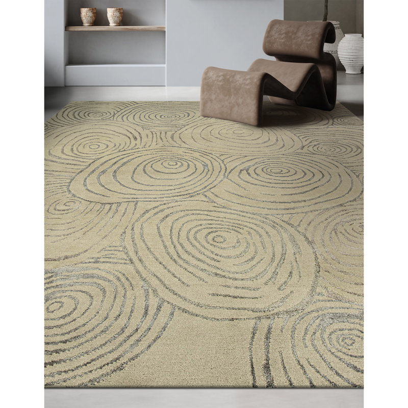 Hand Knotted Area Rug in Ivory And Grey, Rectangle 6' x 9'