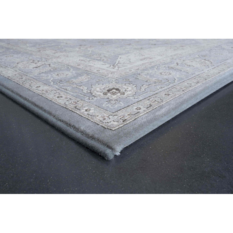 Meeks Oriental Area Rug, Rectangle 133 x 195 cm