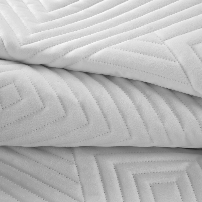 Garan Polyester Geometric Shapes Bedspread, White, 230 x 260 cm