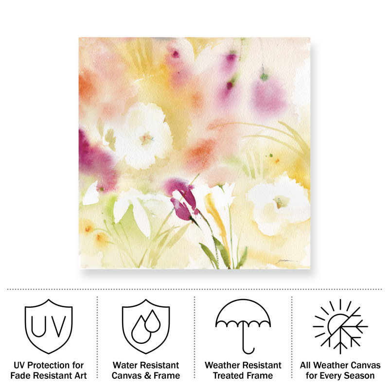 Composition de bolologia en fleurs blanches, H 24 po x l 24 po
