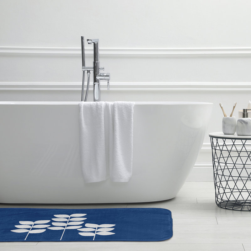 Tapis de bain Botanical Blooms, L 17 po x L 24 po, Bleu