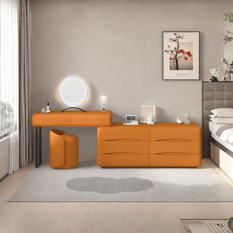 Correll, Orange