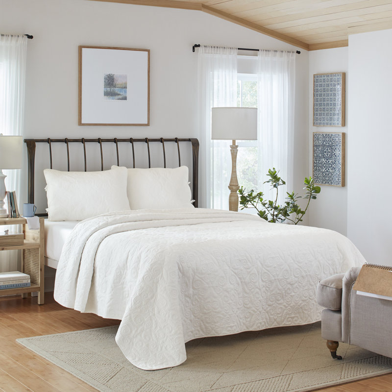 Laura Ashley Felicity Cotton Reversible Quilt Set, Full/Queen Quilt + 2 Standard Shams, White