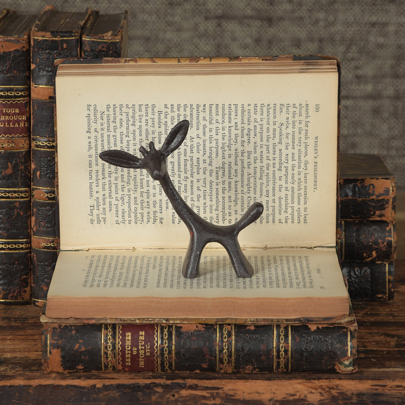 Mizell Giraffe Figurines & Sculptures