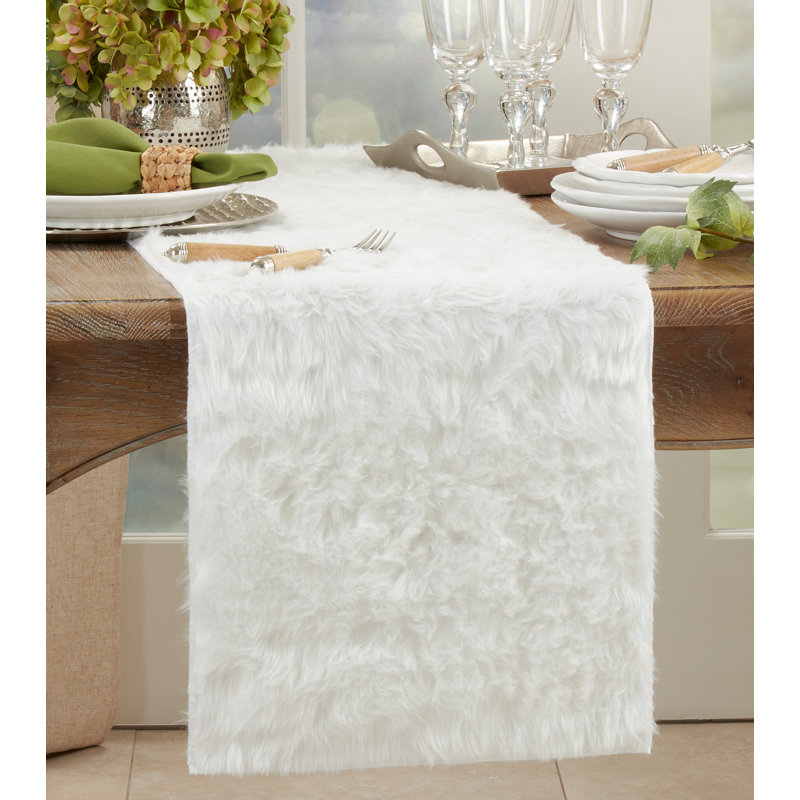 Chemin de table rectangulaire en fausse fourrure Chynia, blanc, L 72 po x l 15 po