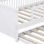 Lit plateforme en bois avec garde-corps et lit gigogne-313039927