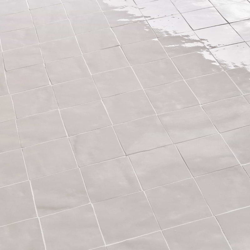 Virello 4x4 Glossy Ceramic Wall Tile, Cloud White