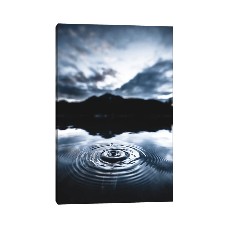 Drop by Lucas Moore - Wrapped Canvas Gallery-Wrapped Canvas Giclée, 66.04 cm H x 45.72 cm W