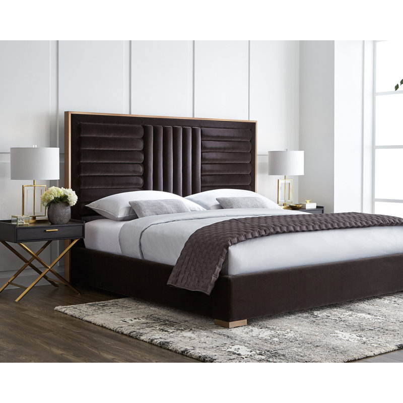 Club Upholstered Bed, King