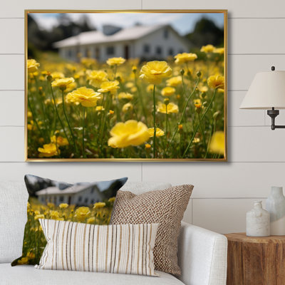 «Yellow Buttercups At The Farm II», reproduction sur toile