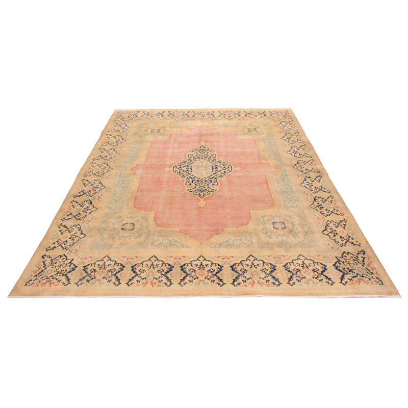 Tapis corail foncé Antalya 9 pi 11 po x 13 pi 5 po