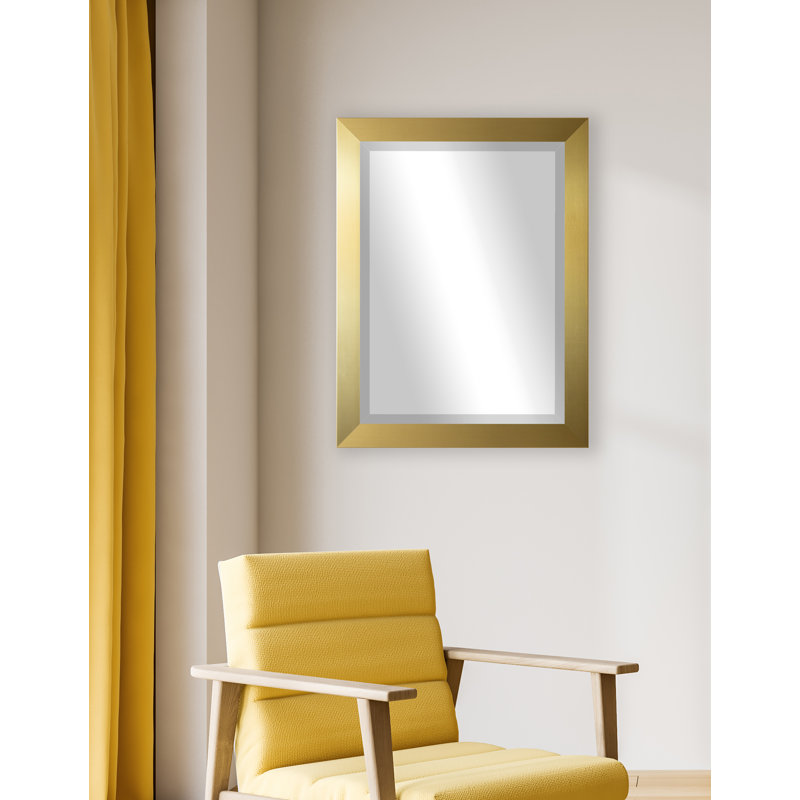 Miroir biseauté moderne / contemporain Ungar, H 32,5 po x l 26,5 po x P 0,75 po, Doré
