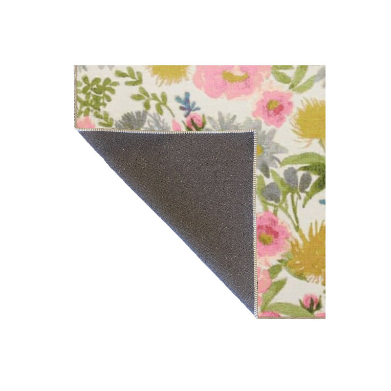 Tapis rose tissé à la machine lavable à la machine, Sous-tapis rectangulaire 4 pi 7 po x 6 pi 7 po inc