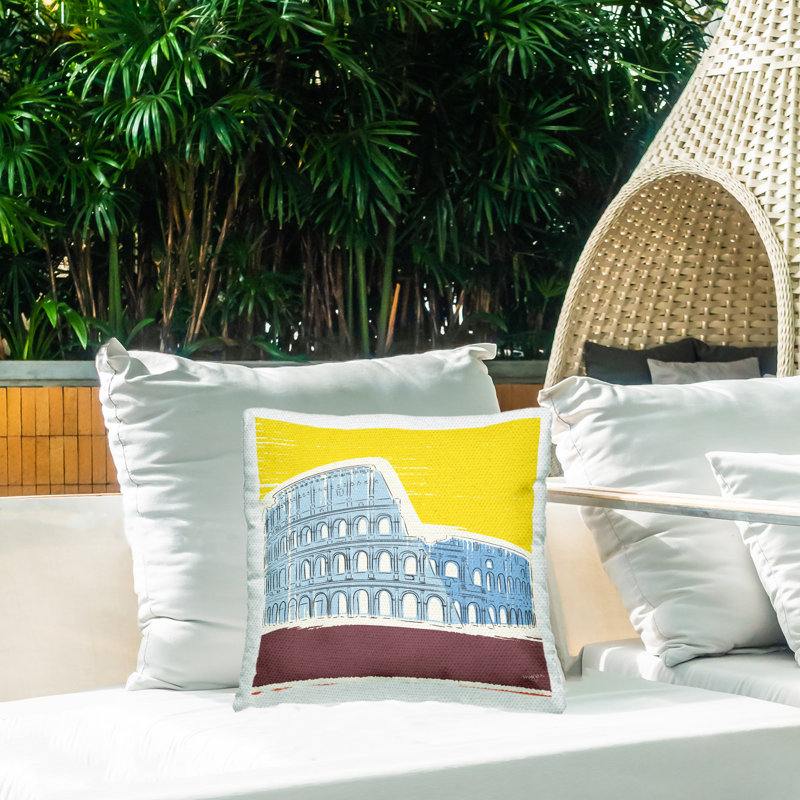 Coussin d'extérieur imprimé jaune Colosseum Landmark par Pragya Kothari