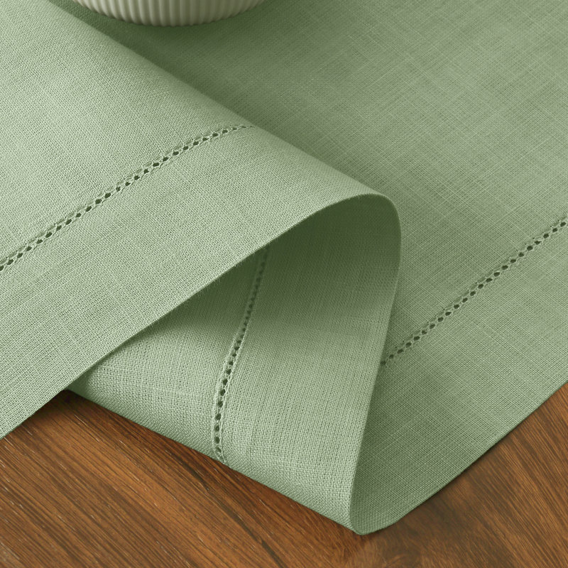 Chemin de table 100% lin D'Okok Homes, L 120 po x P 14 po, Vert sauge