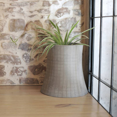 Urban Garden Pot Planter