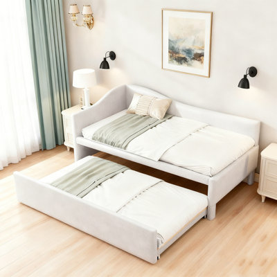 Upholstered L-Shaped Upholstered Daybed with Pop Up Trundle by Latitude Run