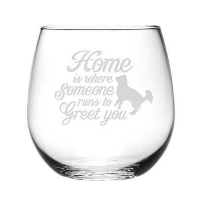 Le verre à vin sans pied 17 oz s’accueille. quelqu’un s’accueille.