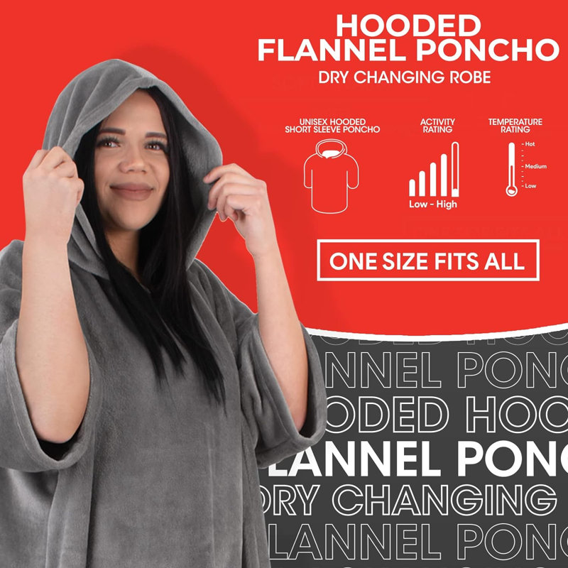 Conradina Fleece Bathrobe with Pockets and Hood