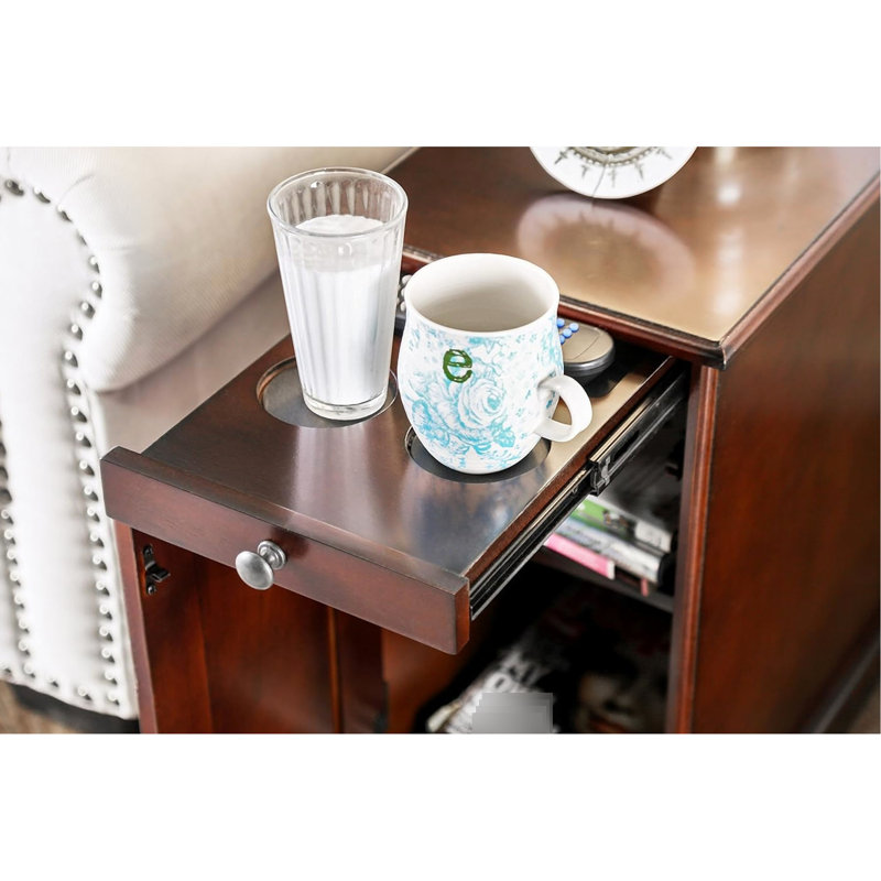 Table d'appoint Port en cerisier avec rangement et porte-gobelet, Cherry