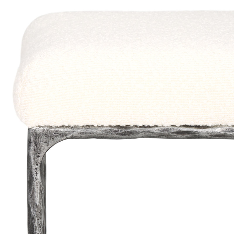 Jaysion Ottoman, Ivory