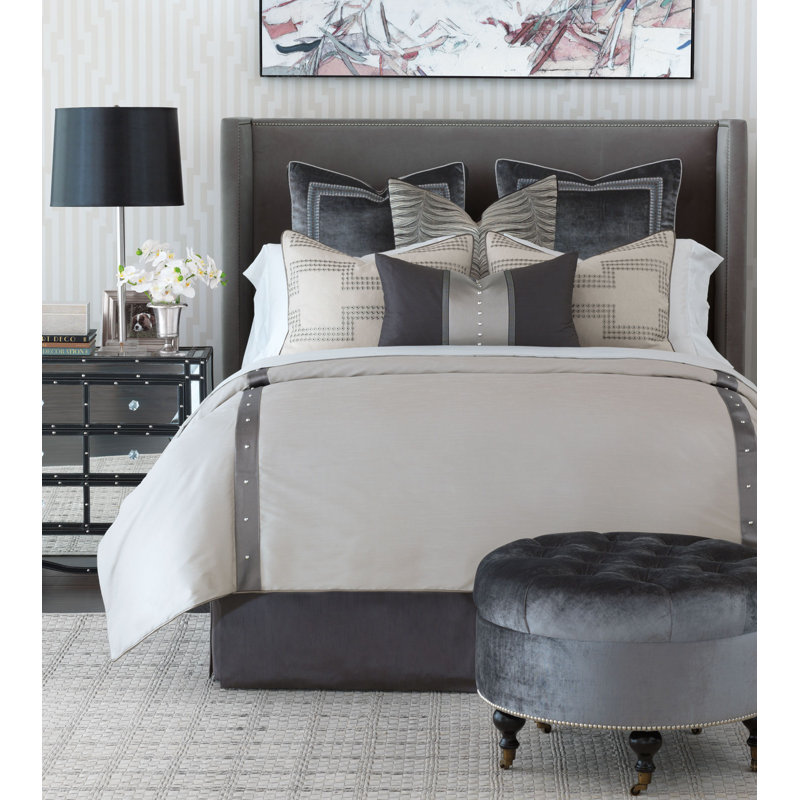 Hendrix Comforter, Super King Comforter, Hand Tacked