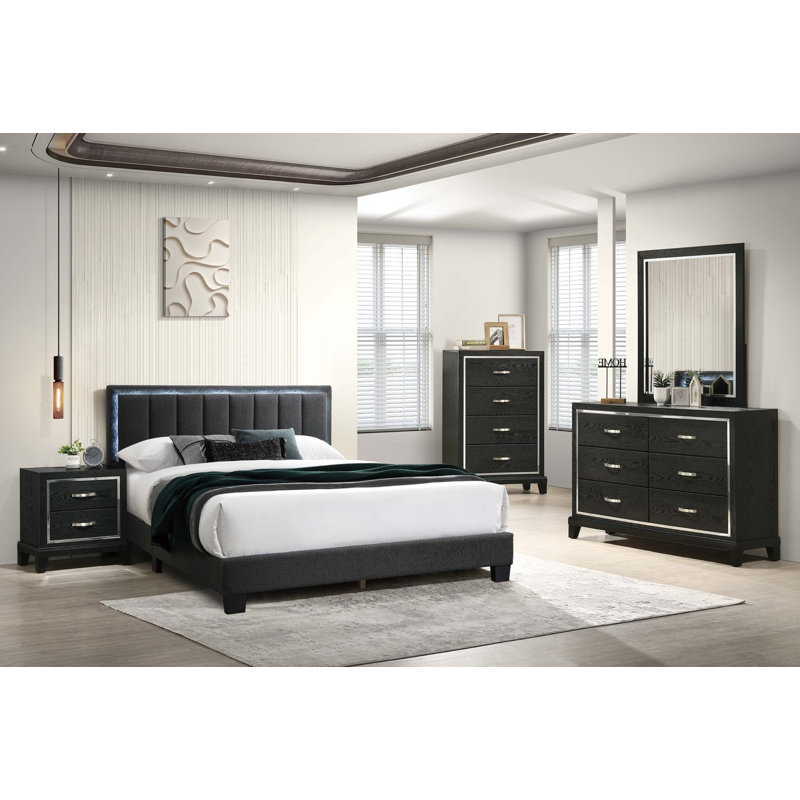 Hillyard 5-Pcs Bedroom Set