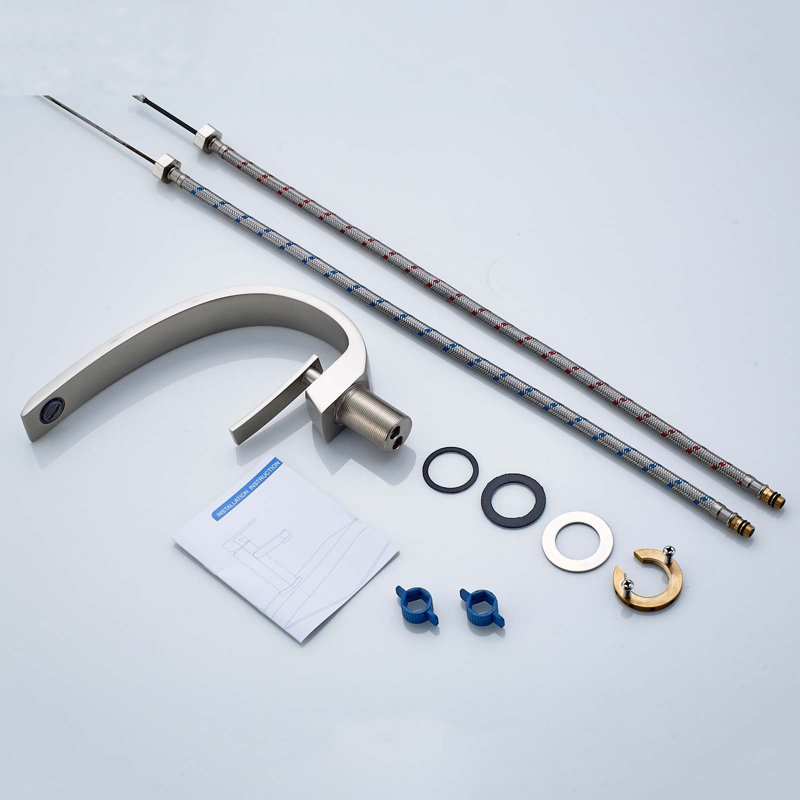 Single-Hole Single-handle Bathroom Faucet