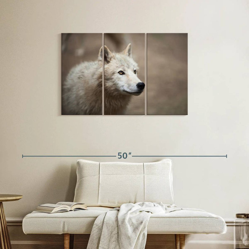 Brampt Arctic White Wolf, 24" H x 38" W