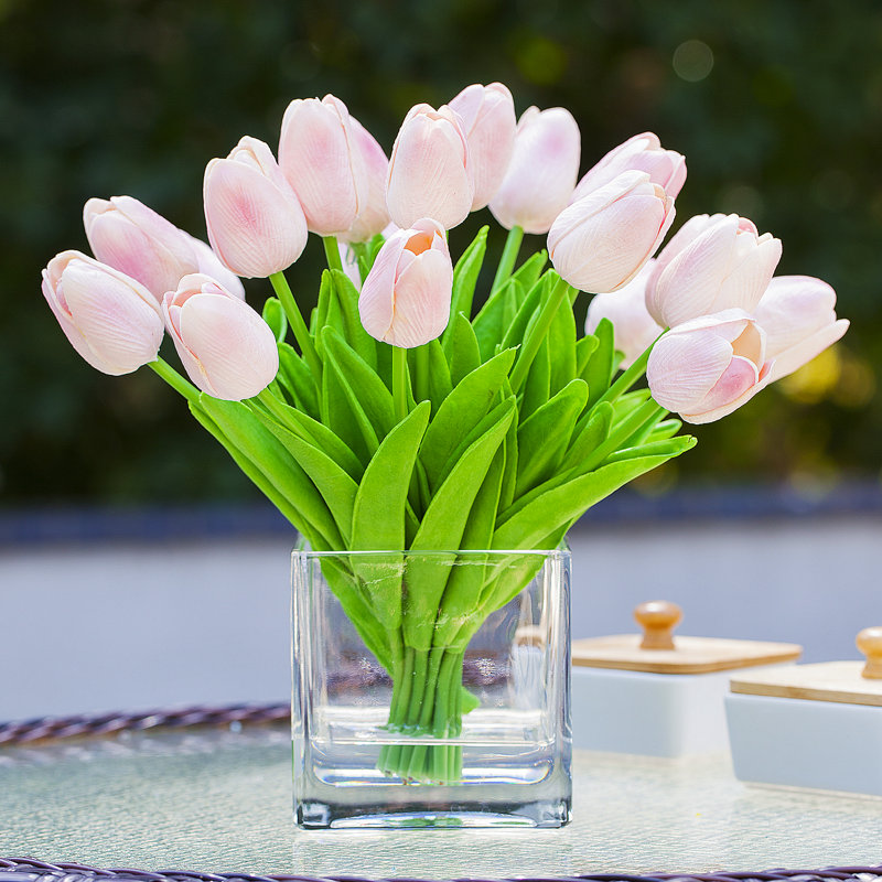 Tulip Arrangement in Vase, Pink